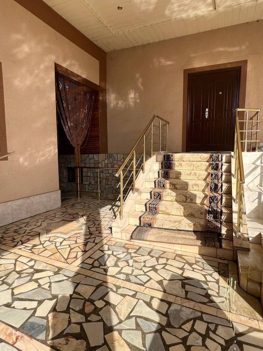 Срочно!! Продаётся дача в городе Чирчик!!