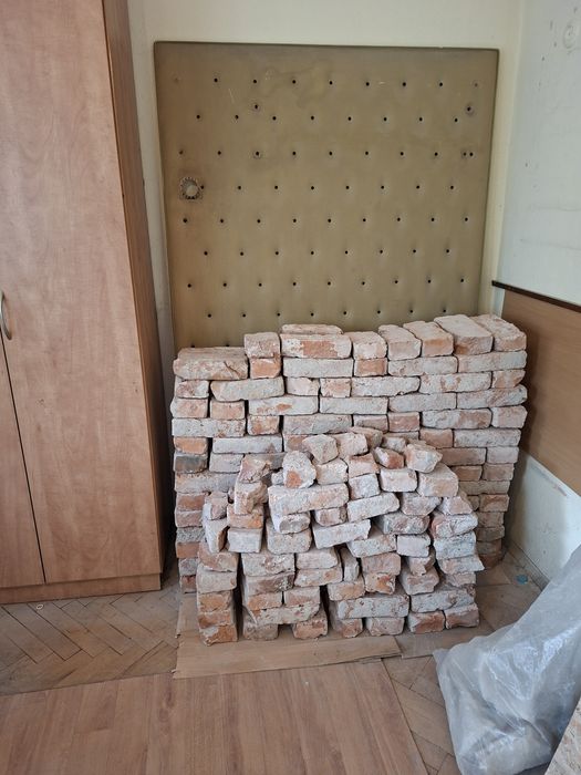 Тухли единички стари