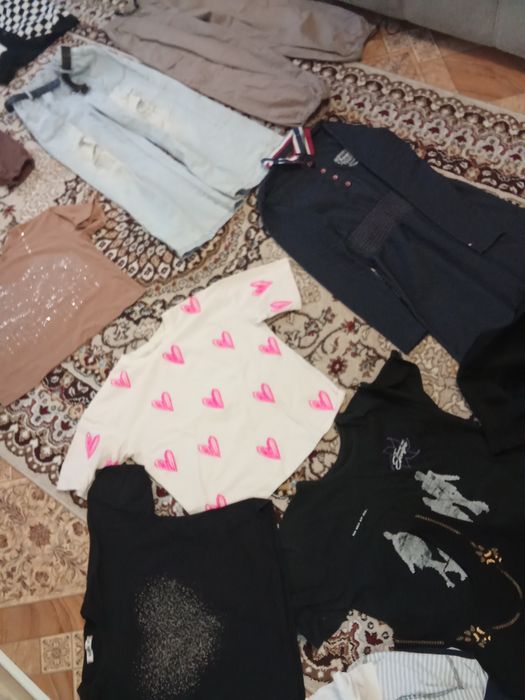 Продам вещи для девочки 10-12 лет