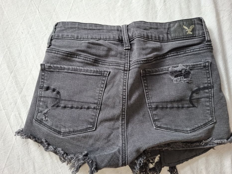 Дамски къси панталони