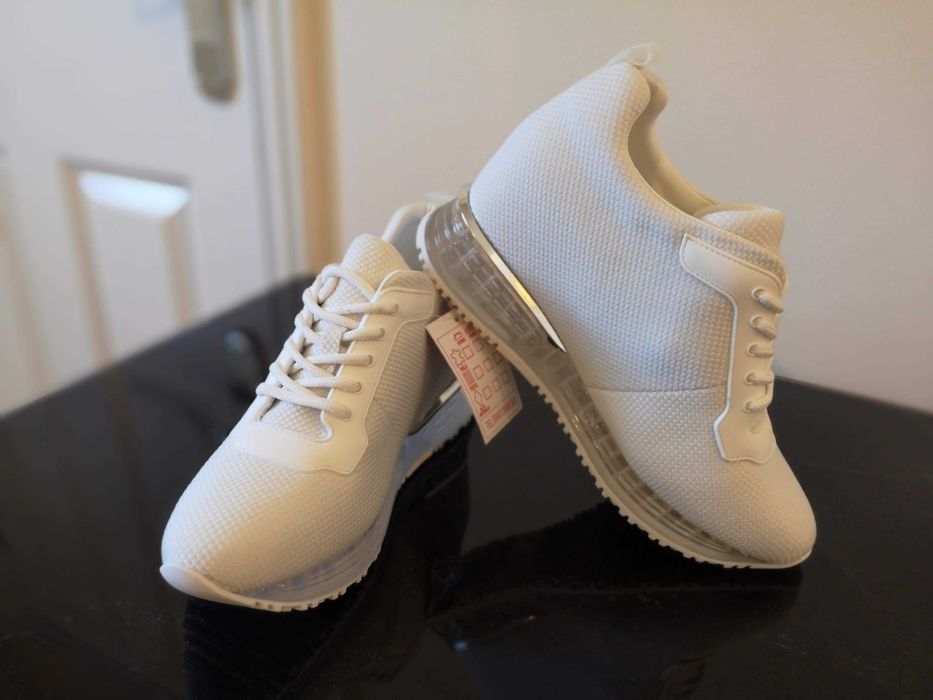 Спортни обувки MEI