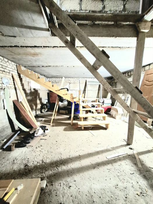 Тёплый дом. Старый аэропорт