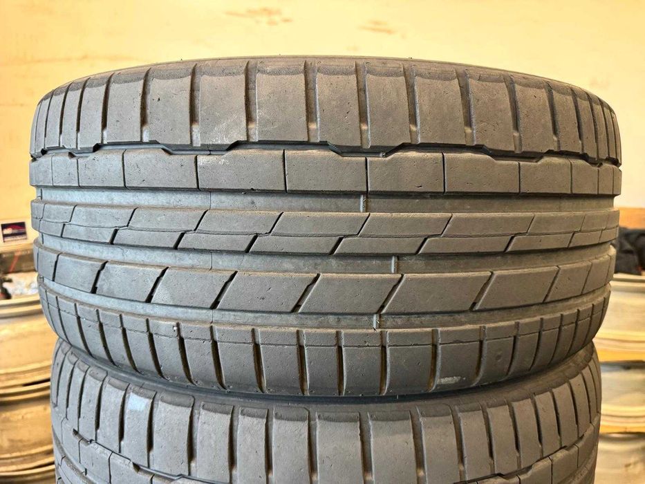 2 Anvelope Vara 245 35 21 Hankook Ventus S1 Evo3 7mm 2022