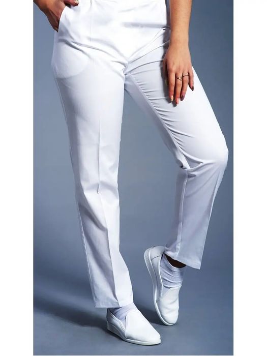 Медицинский халат (44-46 размер) и брюки