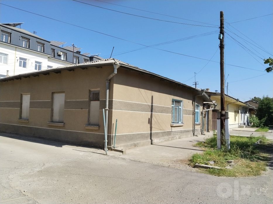 Продам Участок 5 комнат гороод Янгиюль