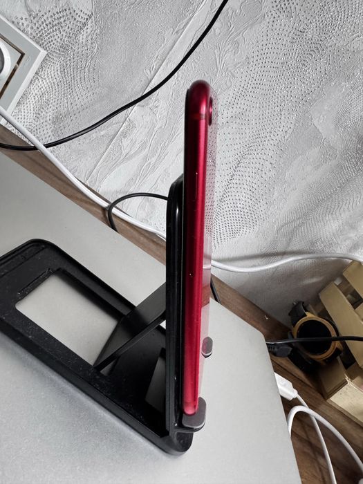 Айфон SE 2020_128гб 75акб