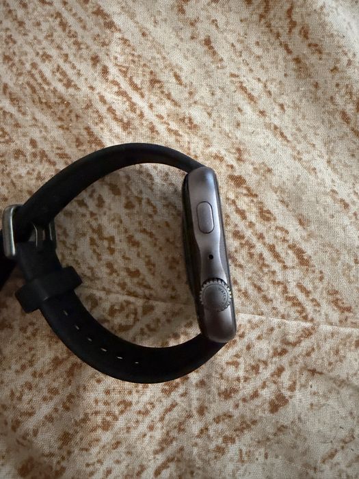 Продавам Huawei watch Fit 5