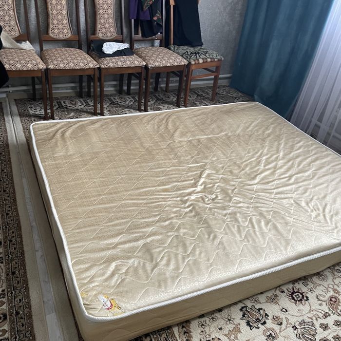 Продам матрац для спальни
