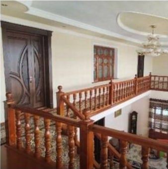 Дормон, Дом, Участка.