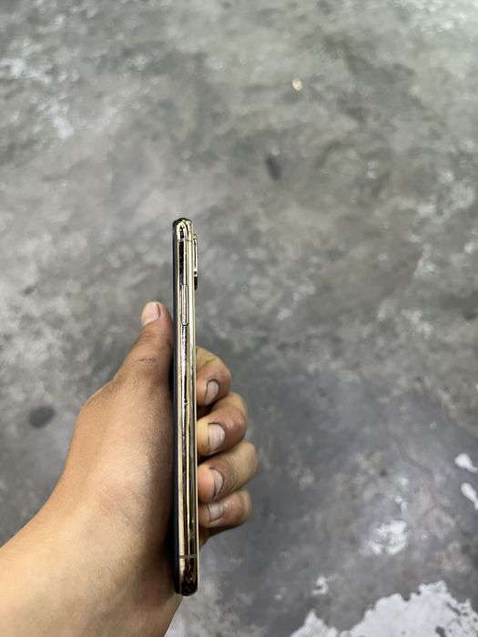 Iphone XS yaxwi xolatda