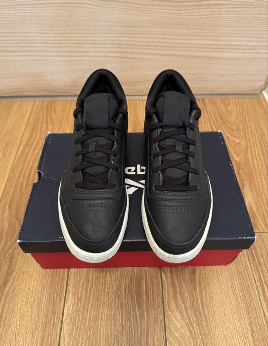 Reebok Club C Mid II - 42,5 - Black | White