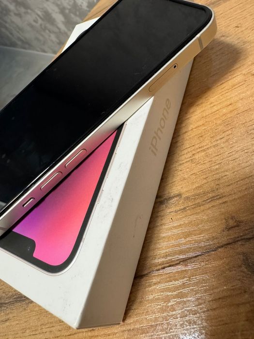 Продам айфон 14 в отличном состоянии