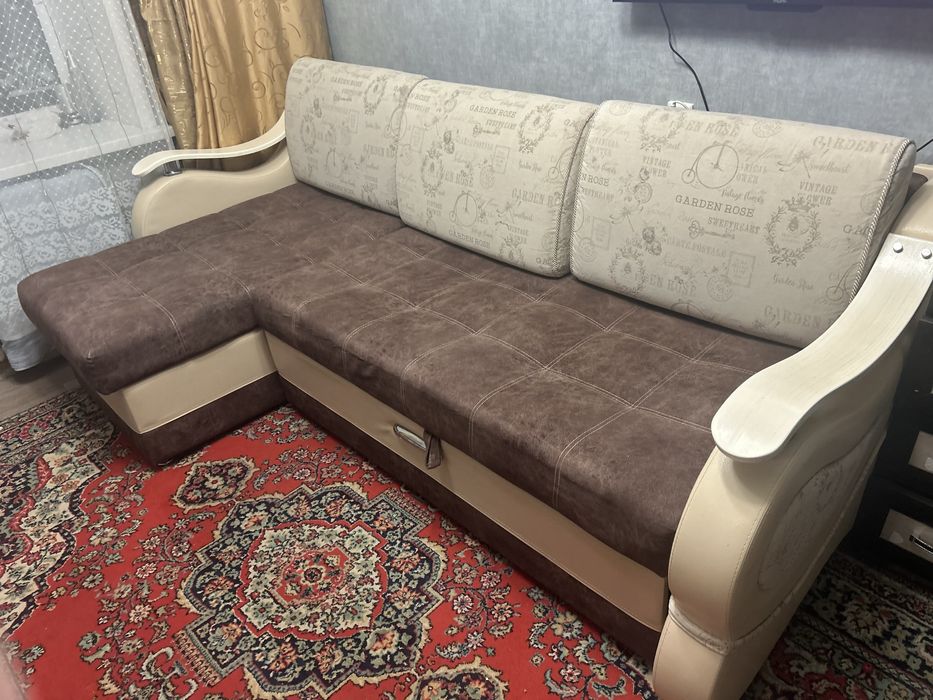 Продам диван- трансформер