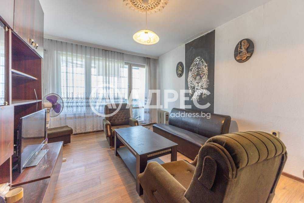 Тристаен апартамент, Варна, кв. Възраждане 1