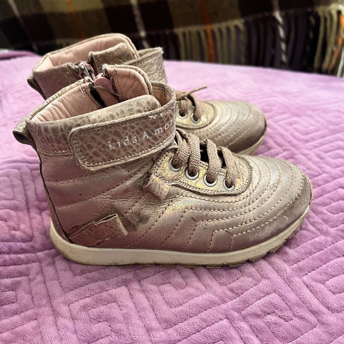 Кожаные ботинки для девочки