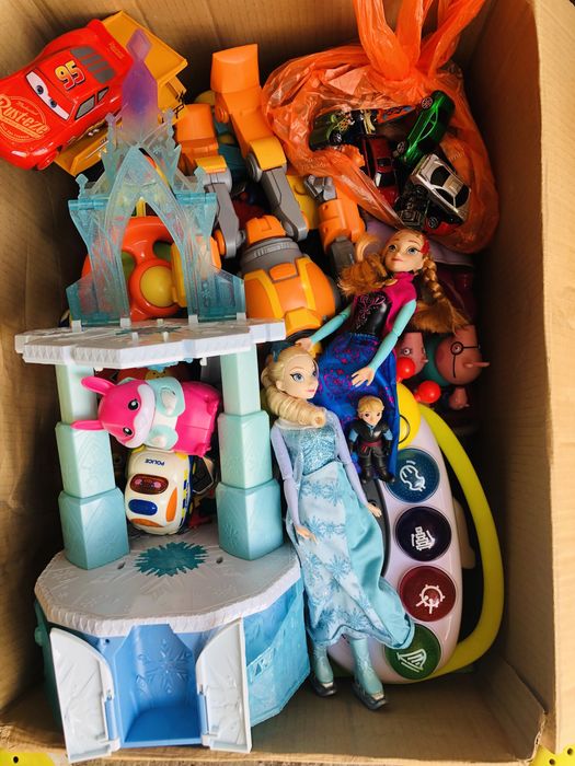 Jucalii second hand la kg Anglia