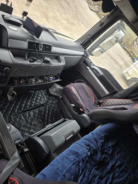 Продавам  се МАН ТГХ 2011