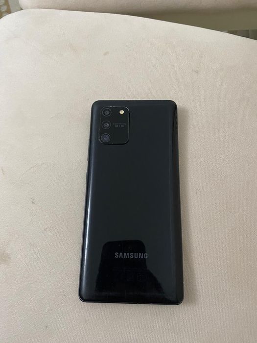 Самсунг С10 лайт сатылады