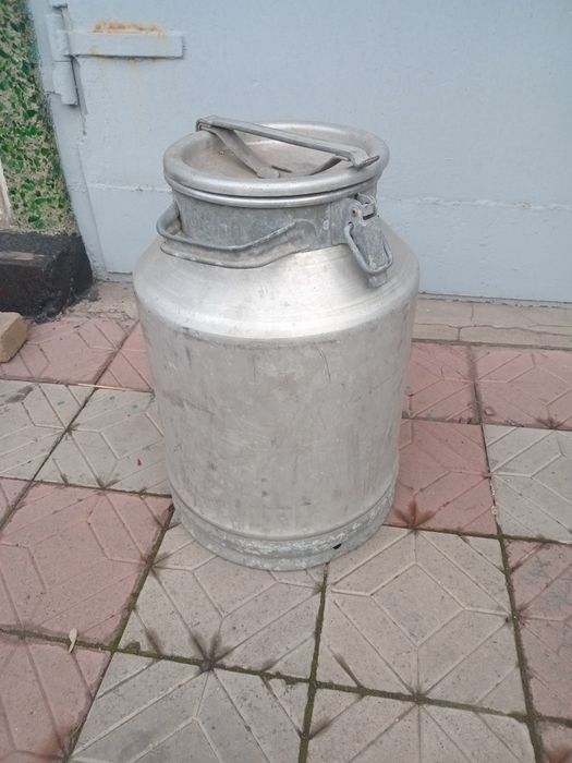 Продам флягу алюминиевую