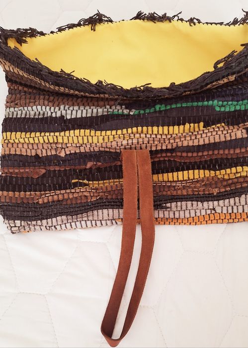 Клъч от кожа уникален