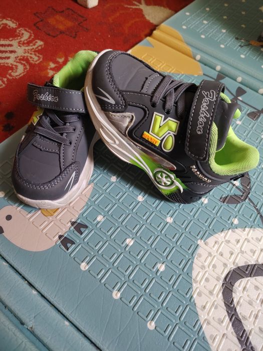 Детски обувки за пролетно - летния сезон 

1. DD Step сиви ма