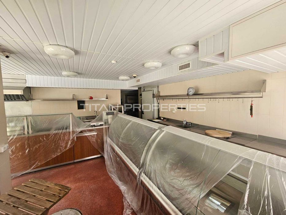 Продава се Магазин в Варна, Бриз - 120 кв.м за 2084 €/кв.м - Снимка #1