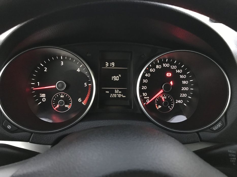 VW Golf 6 Navigatie Jante PDC Posibilitare Rate Cash Buy Back