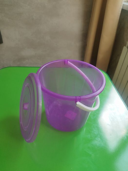 Ведро для дома фиолетовый