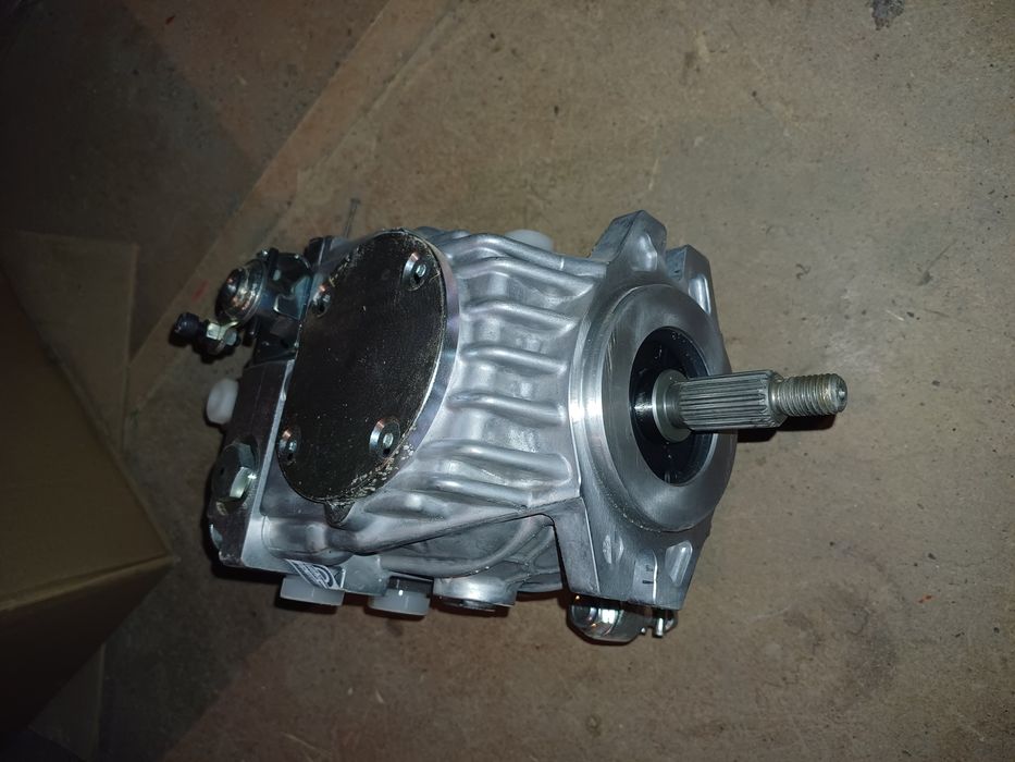 Гидравлический насос Tuff Torq KPS-23alph (Japan)