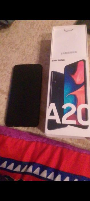 Samsung телефондары сатылады