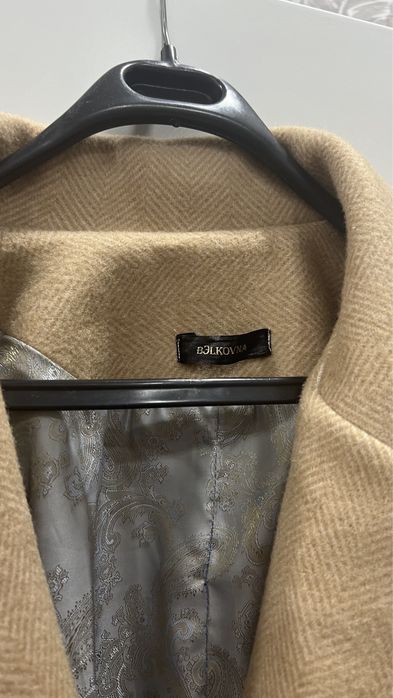 Пальто дизайнерская  BЭLKOVNA