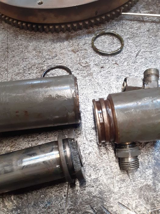 Reparatii cilindrii hidraulici