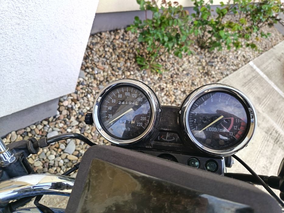 Vând motocicletă Kawasaki