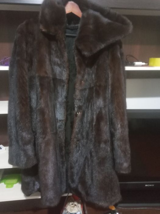 Продам норковую шубу
