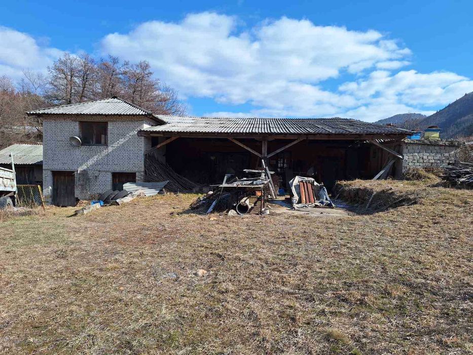 Продава се Промишлена сграда в с. Смилян, Област Смолян - 668 кв.м за 90 €/кв.м - Снимка #4