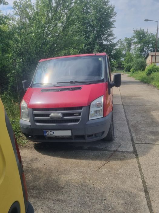 Ford Transit 8+1 locuri 2.2D 2009 fara rugina! Motor defect