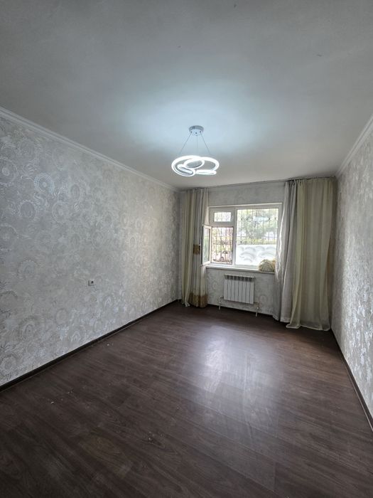 Срочно сотилади 
Янгихаёт тумани 
3А .3/1/7. 60м²
Можно в ипотека 
Ор-