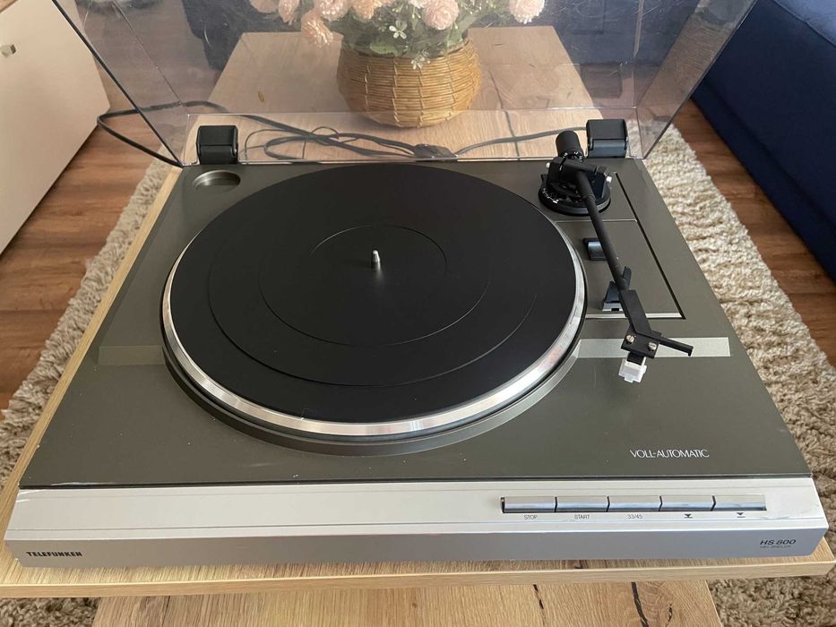 Pick-up NEC AUP-5000E, Telefunken HS 800, Grundig PS2500