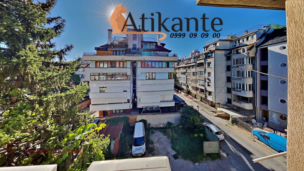 Дава се под наем Двустаен апартамент в София, Лозенец - 90 кв.м за 1200 € - Снимка #1