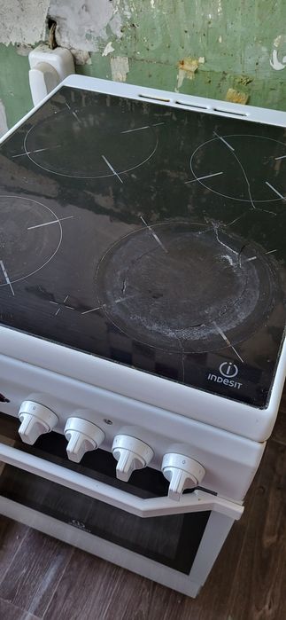 Продам керамическую электорплиту