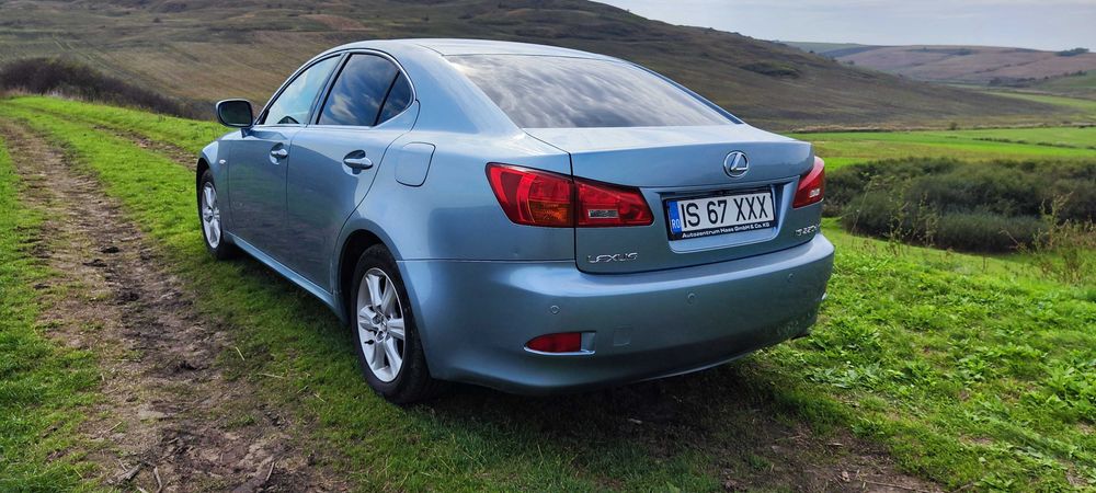 Lexus IS 220 diesel 2008.