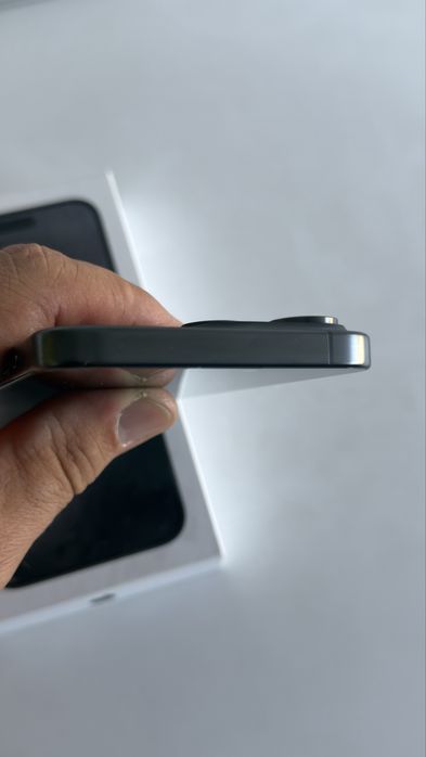 Vand Iphone 15 pro max 256 g