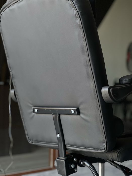 Ofisniy kreslo.  Gamerlar uchun Kreslo