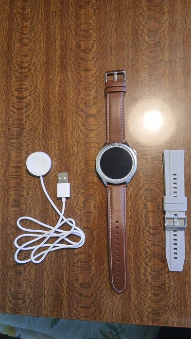 Наручные часы hoco Y21 новые в упаковке