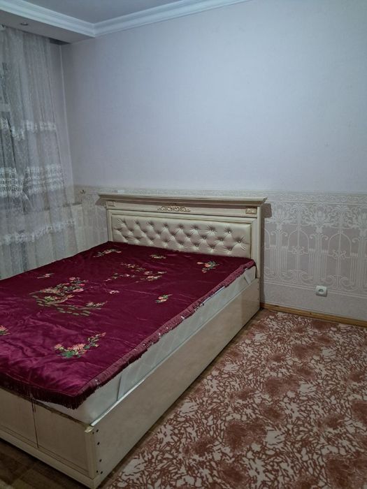 Юнусабад 18кв 2/2/4