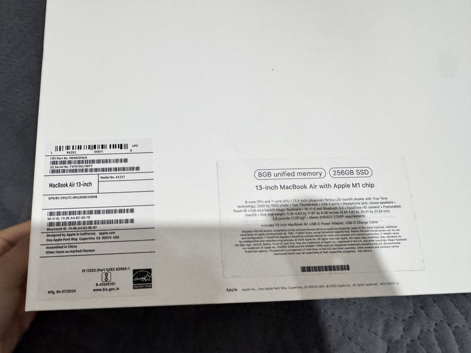 MacBook 13 Air продам