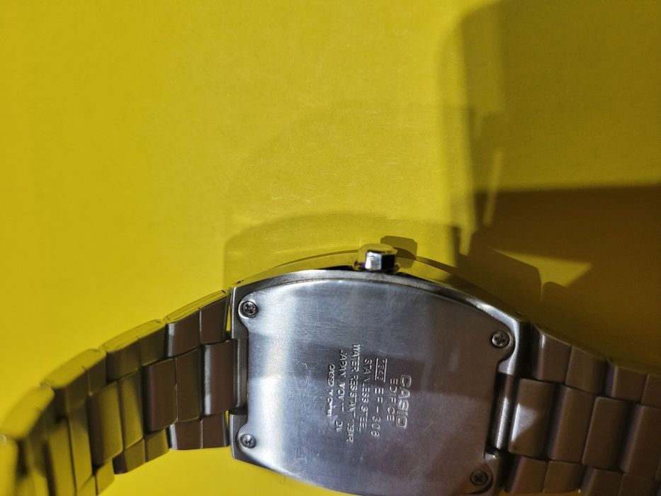 Vand Ceas Casio curea metal