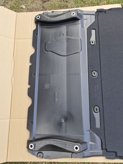 Scut motor si cutie Audi A7 NOI 2010-2018