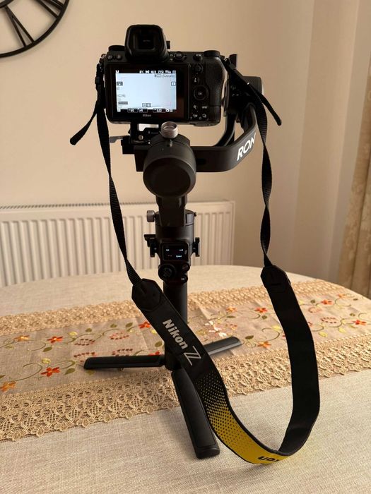 DJI RSC 2  PRO Combo Stabilizator Gimbal - Ronin + Tija de  extensie din fibra de carbon (extra)