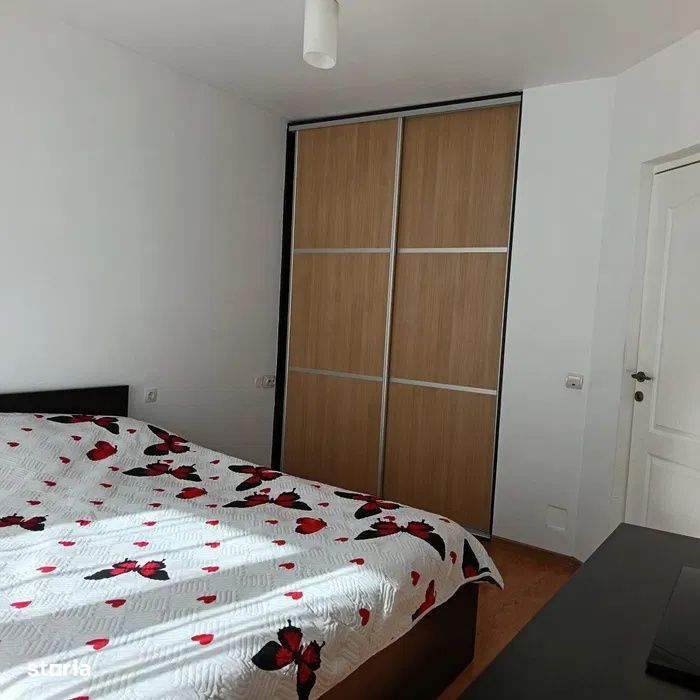 Apartament de vanzare 3 camere 53mp 2 balcoane zona Floresti Terra